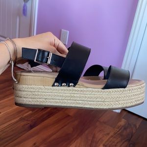 Brand new never worn Steve Madden wedge sandals